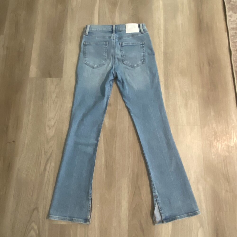 Express Mid Rise Flare Jeans Light Wash Size 4 Short Petite Vent Hem - Picture 4 of 11